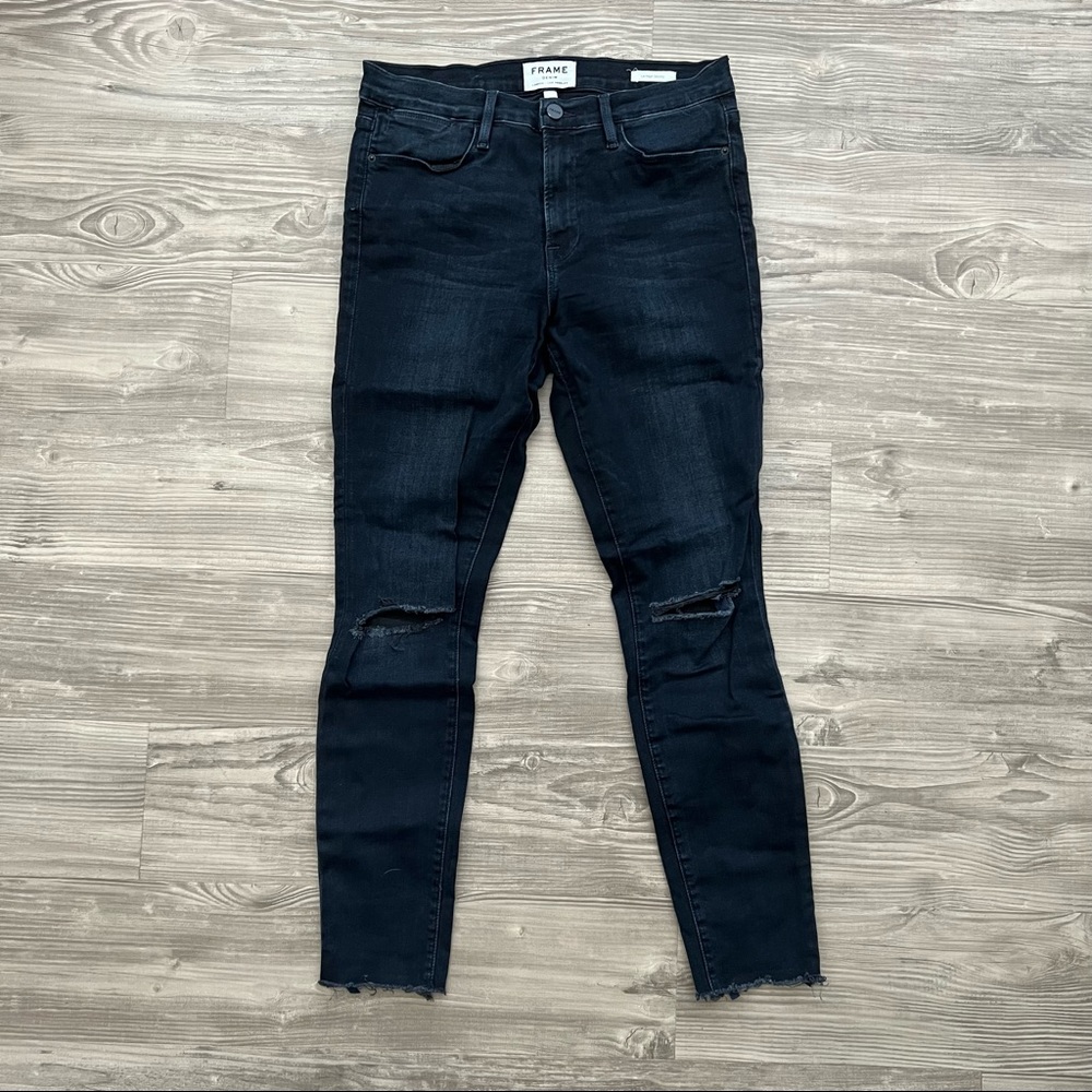 FRAME DENIM • Le High Skinny Distressed Denim Jeans